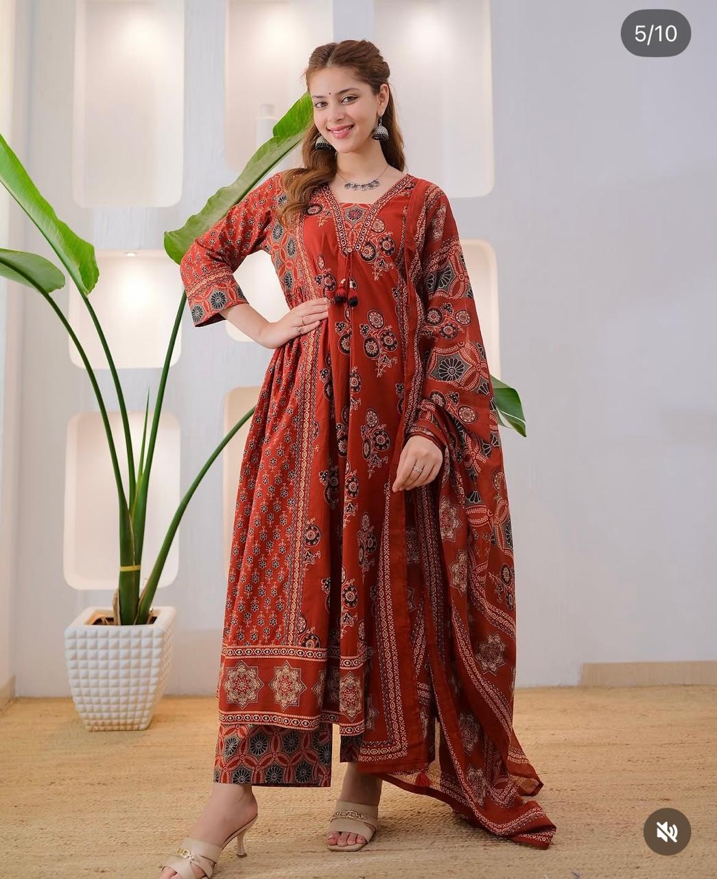 Women's Ethnic black rust Printed Kurta Pant Dupatta Set | Traditional Floral & Geometric Design | Anarkali Style Suit Set