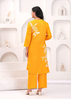 Women’s Mustard Yellow Floral Printed Kurta Pant Set