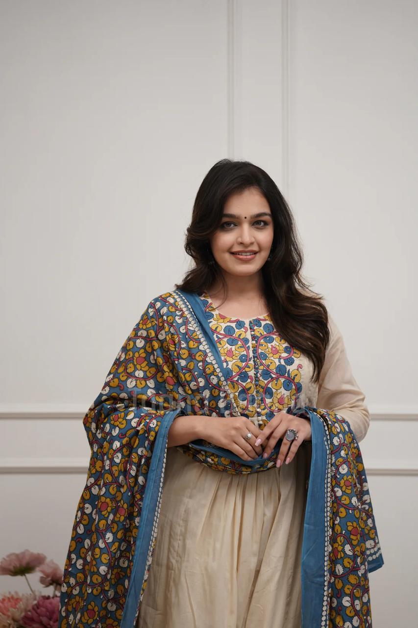 Cream Embroidered anarkli Cotton Kurta Pant Set with Printed Dupatta for Women