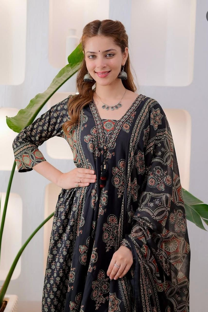Women's Ethnic black rust Printed Kurta Pant Dupatta Set | Traditional Floral & Geometric Design | Anarkali Style Suit Set
